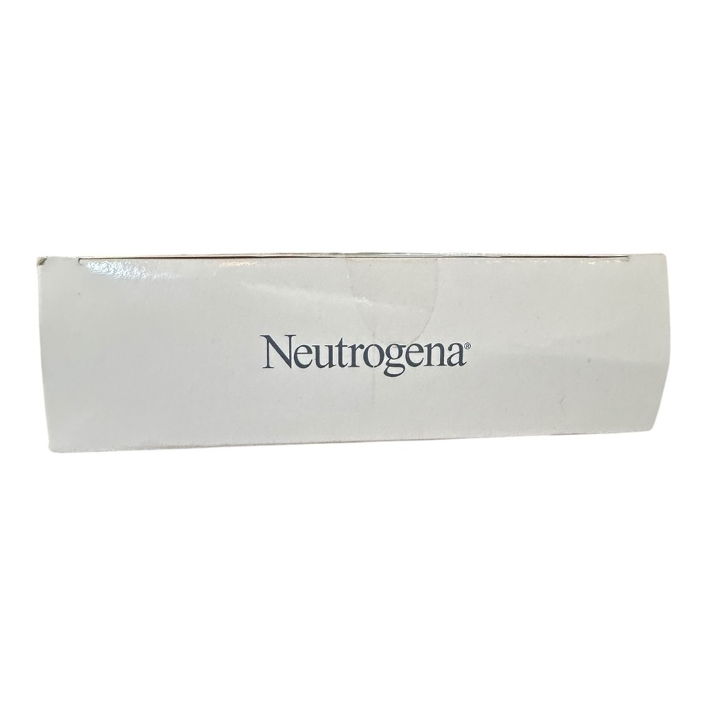 Neutrogena Microdermabrasion System - Picture 7 of 7
